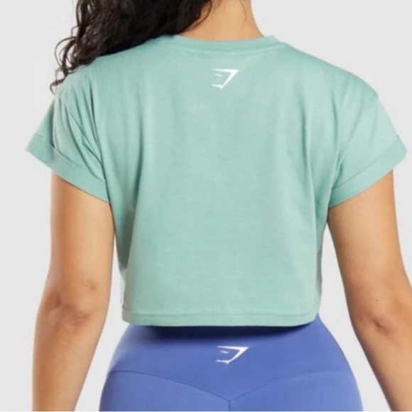 Gymshark Top size XS crop blue/green Euc 17” PTP - Picture 7 of 9